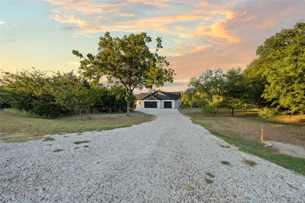 201 Private Road 4296 Clifton, TX 76634