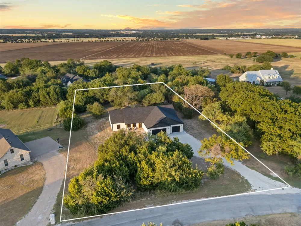 201 Private Road 4296 Clifton, TX 76634
