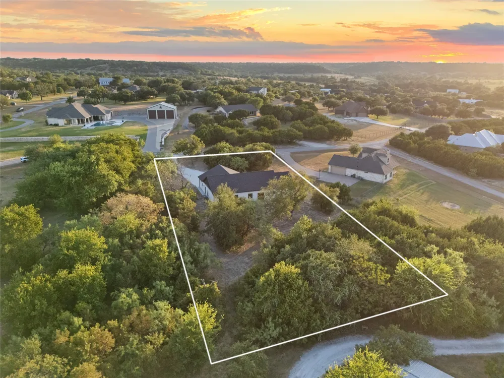 201 Private Road 4296 Clifton, TX 76634
