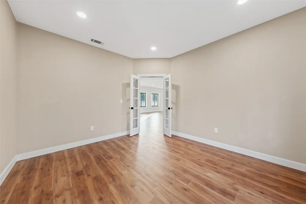 201 Private Road 4296 Clifton, TX 76634