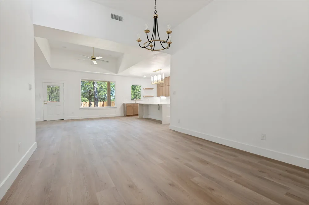3913 Blue Ridge Boulevard Dallas, TX 75233