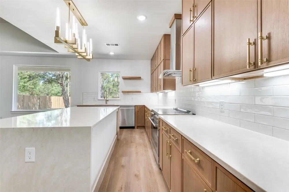3913 Blue Ridge Boulevard Dallas, TX 75233