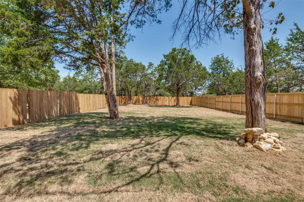 3913 Blue Ridge Boulevard Dallas, TX 75233