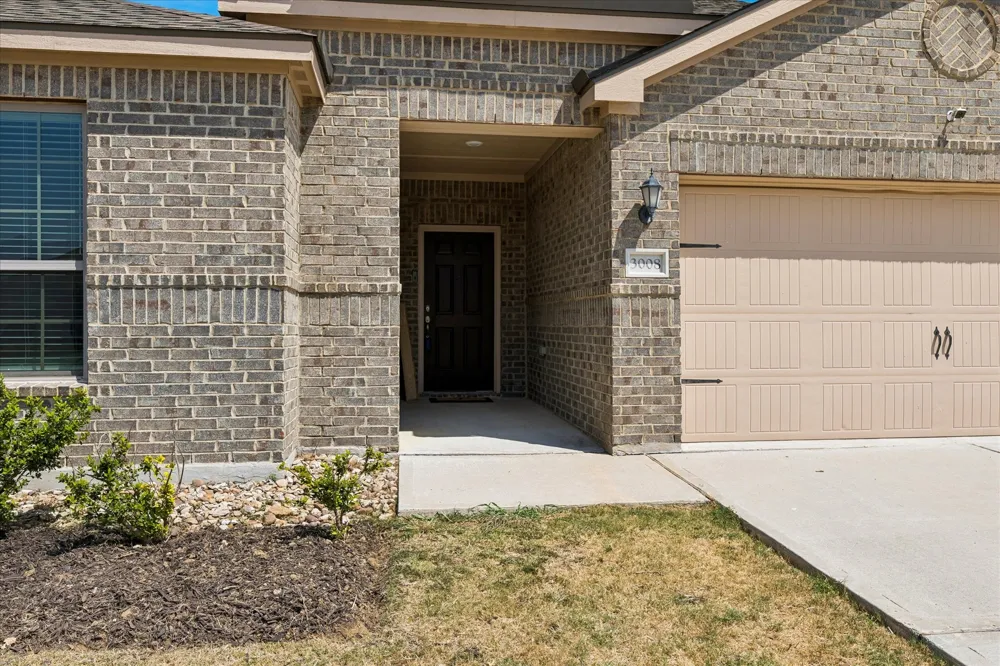 3008 Watercrest Drive Sanger, TX 76266