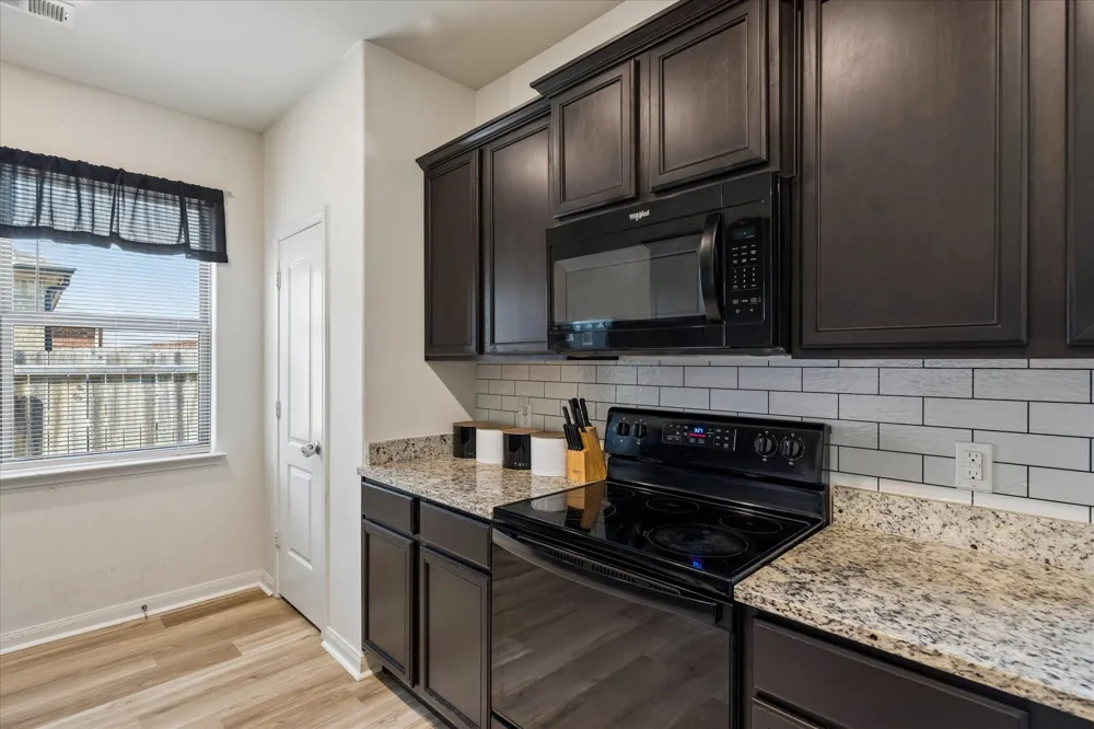 3008 Watercrest Drive Sanger, TX 76266