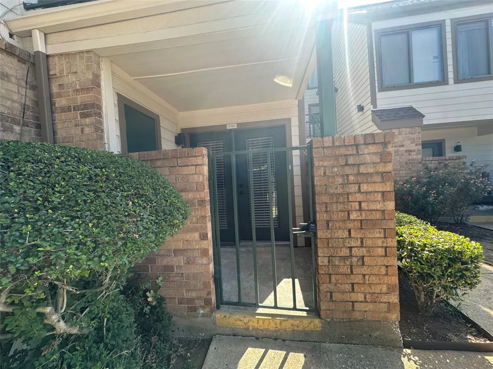 2305 Basil Drive #D108 Arlington, TX 76006