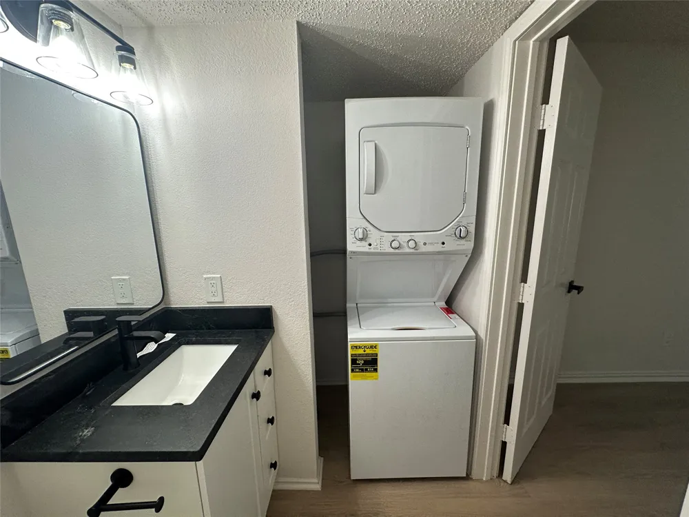 2305 Basil Drive #D108 Arlington, TX 76006