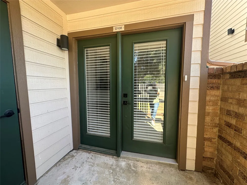 2305 Basil Drive #D108 Arlington, TX 76006