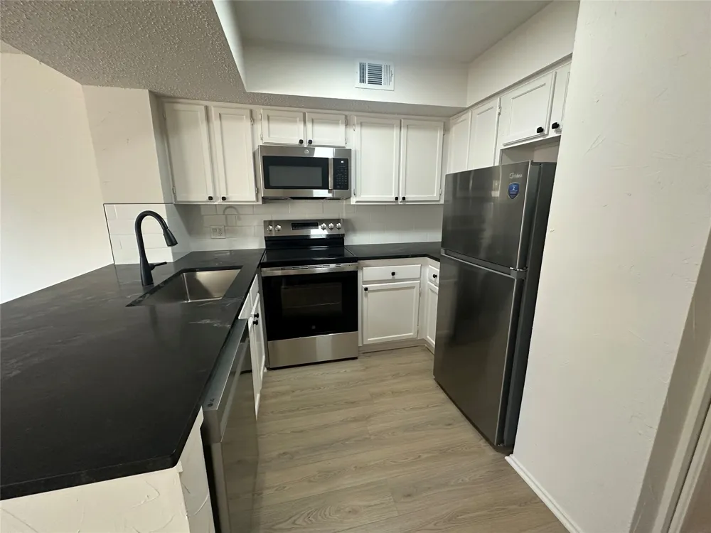 2305 Basil Drive #D108 Arlington, TX 76006