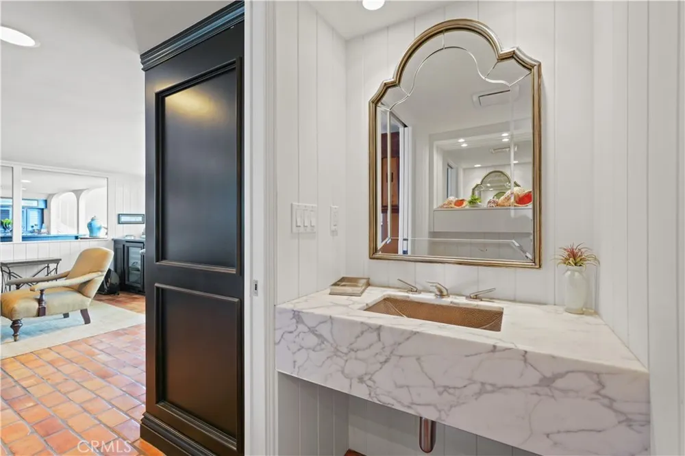 16445 Wimbledon Huntington Beach, CA 92649