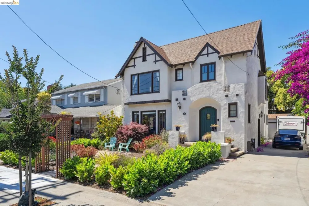 964 Estudillo Ave San Leandro, CA 94577