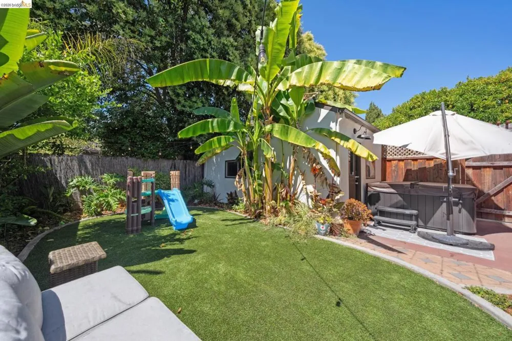 964 Estudillo Ave San Leandro, CA 94577