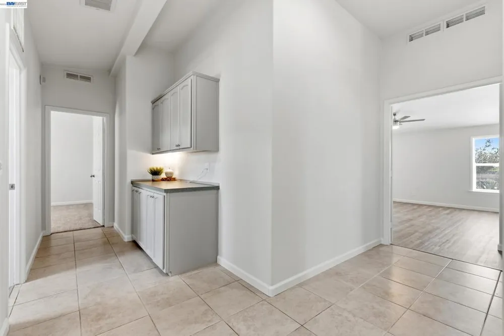 4437 W Grayson Modesto, CA 95358