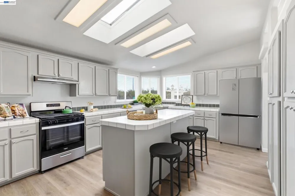 4437 W Grayson Modesto, CA 95358