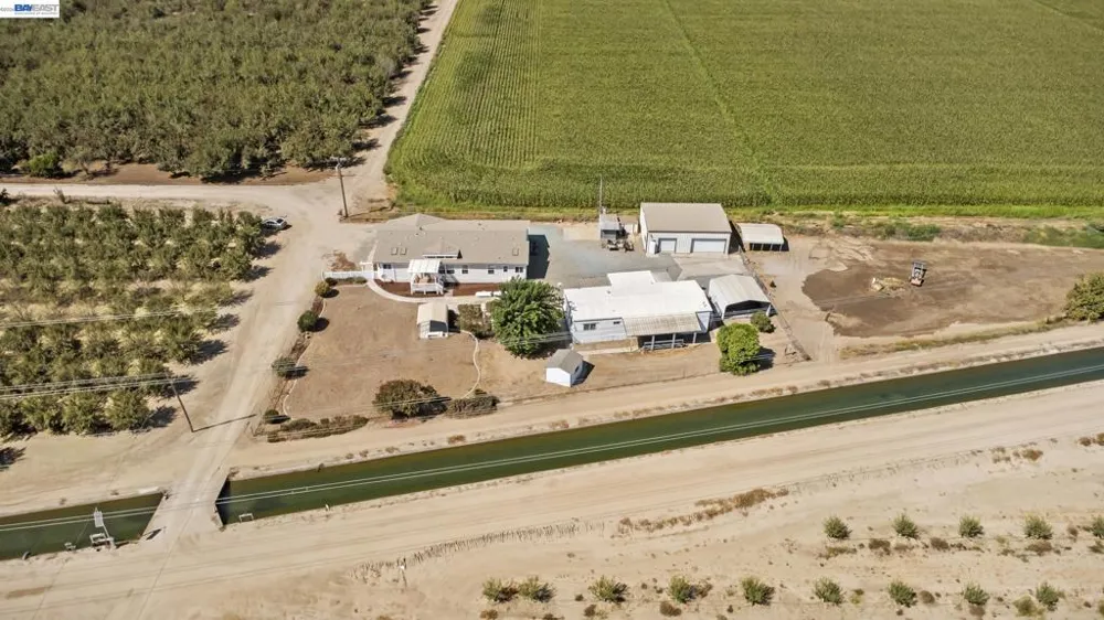 4437 W Grayson Modesto, CA 95358