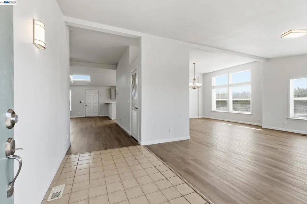 4437 W Grayson Modesto, CA 95358