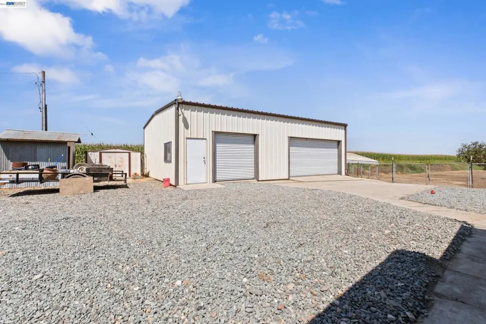 4437 W Grayson Modesto, CA 95358