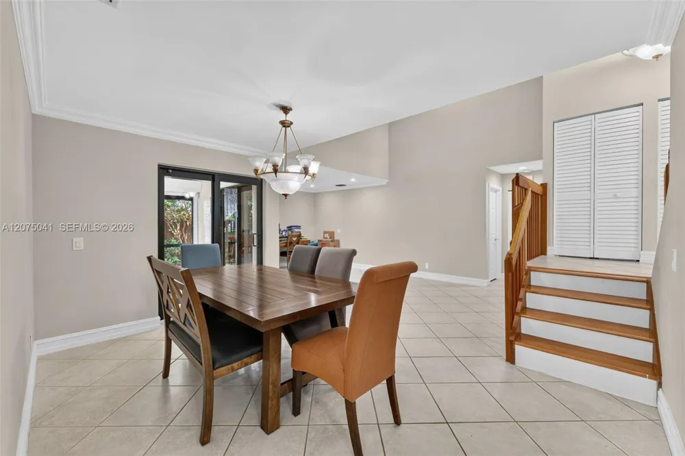 2116 Austin Weston, FL 33326