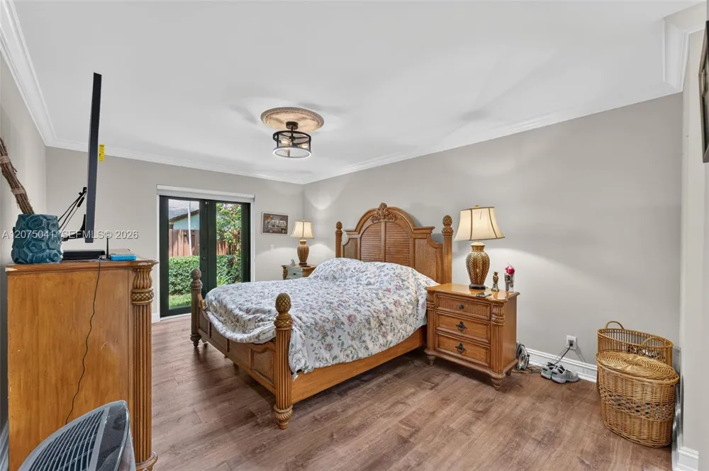 2116 Austin Weston, FL 33326