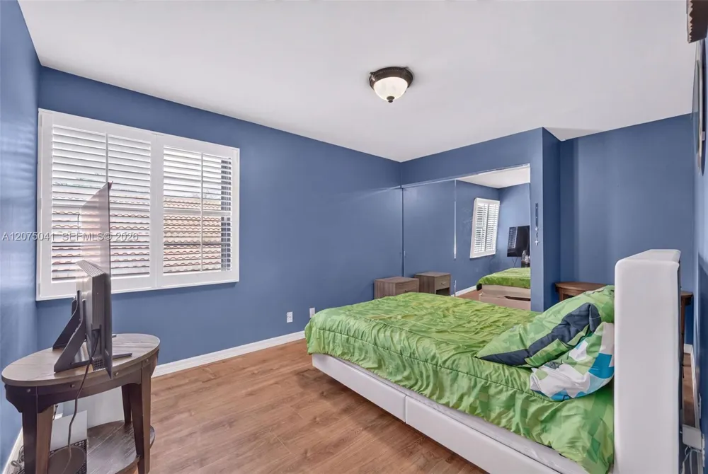 2116 Austin Weston, FL 33326