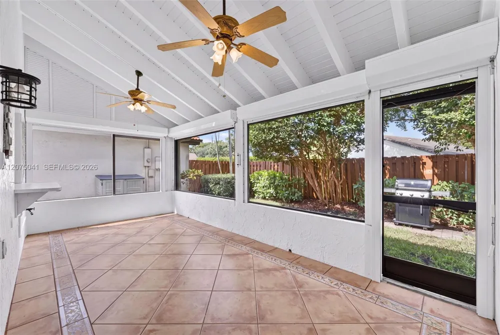 2116 Austin Weston, FL 33326