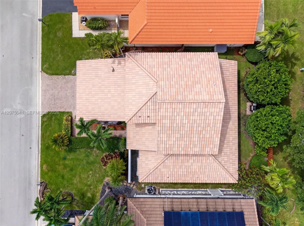 2116 Austin Weston, FL 33326