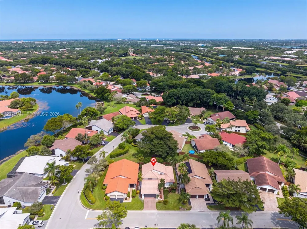 2116 Austin Weston, FL 33326