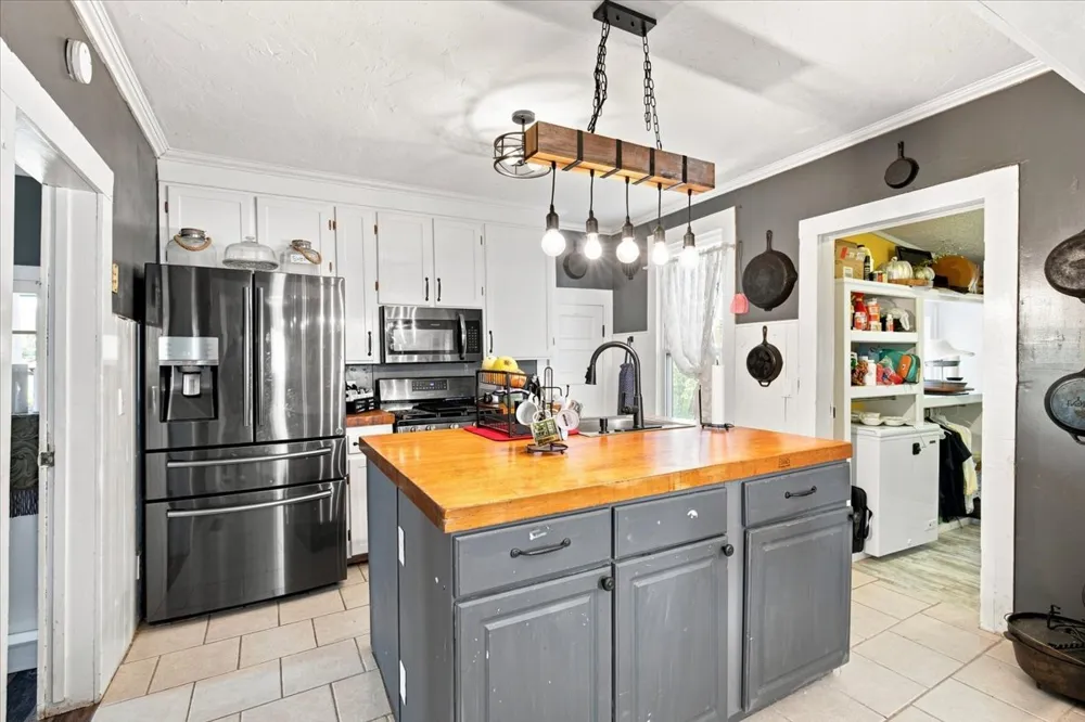 407 Seven Springs Tishomingo, OK 73460