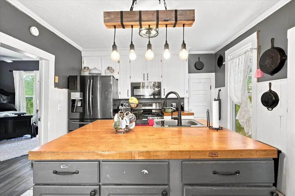 407 Seven Springs Tishomingo, OK 73460