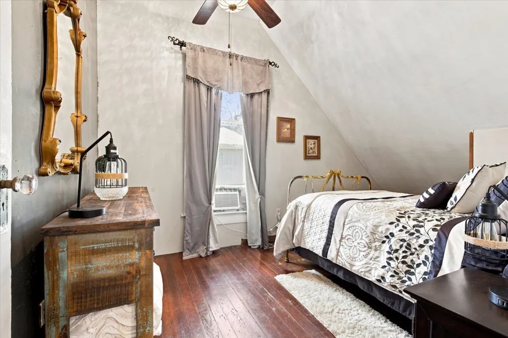 407 Seven Springs Tishomingo, OK 73460