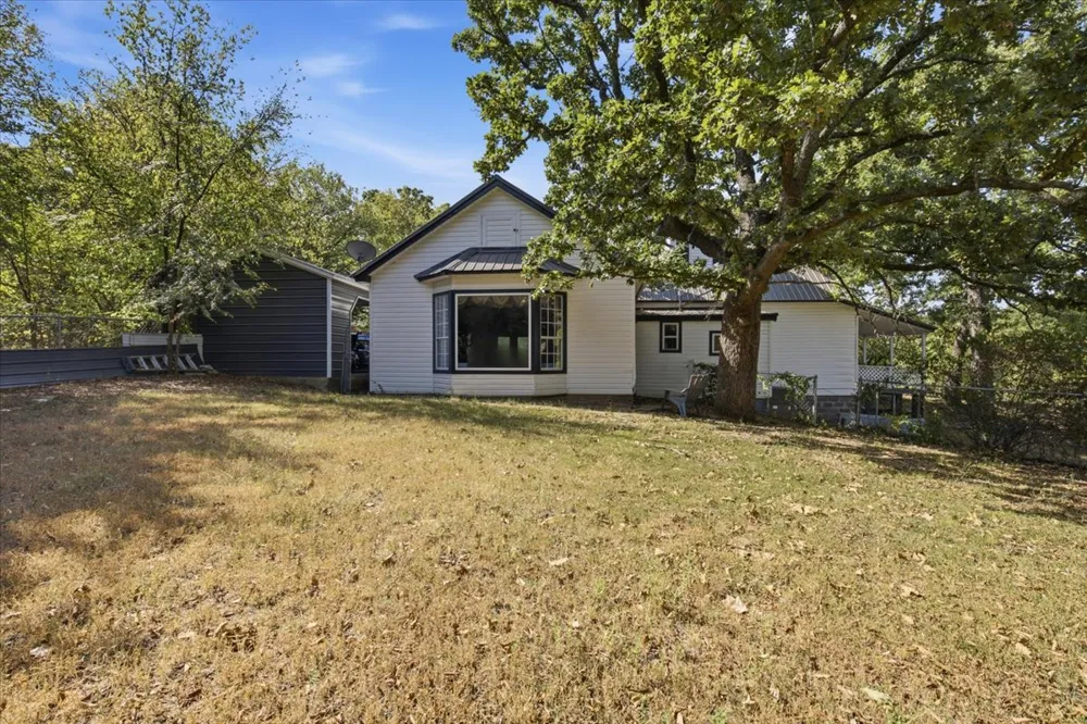 407 Seven Springs Tishomingo, OK 73460