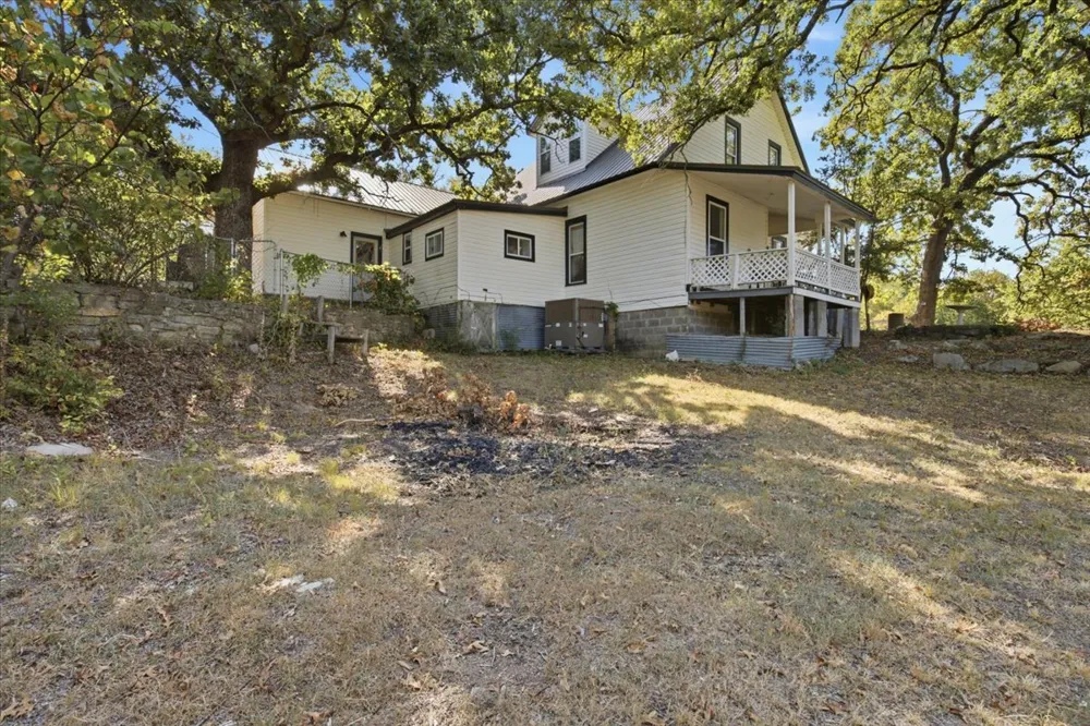 407 Seven Springs Tishomingo, OK 73460