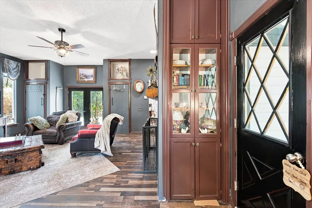 407 Seven Springs Tishomingo, OK 73460