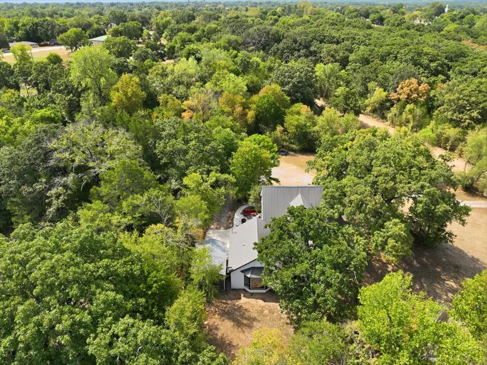 407 Seven Springs Tishomingo, OK 73460