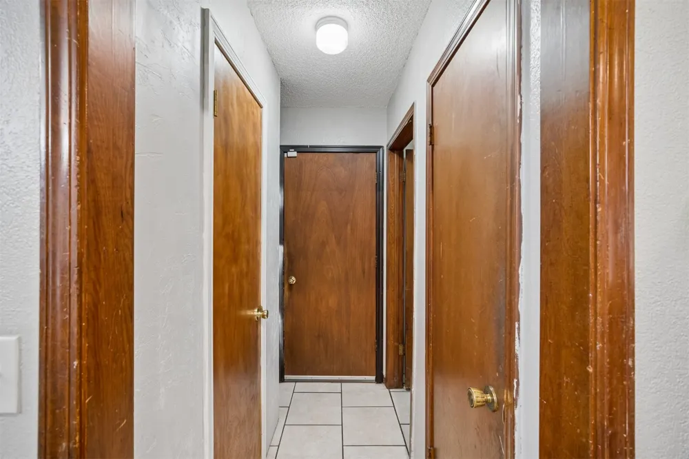 11913 E 38th Place Tulsa, OK 74146