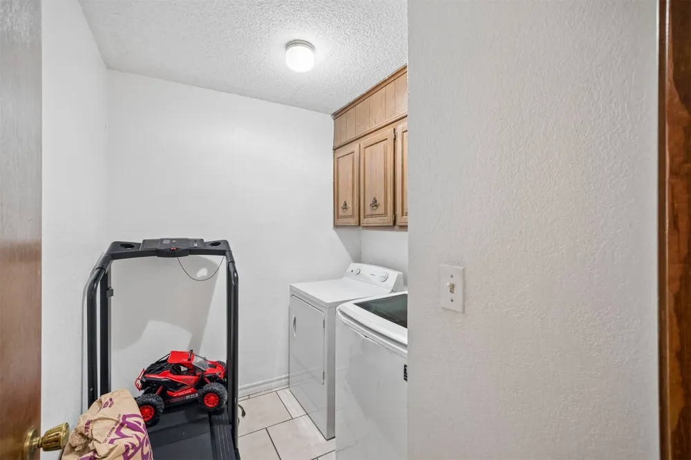 11913 E 38th Place Tulsa, OK 74146