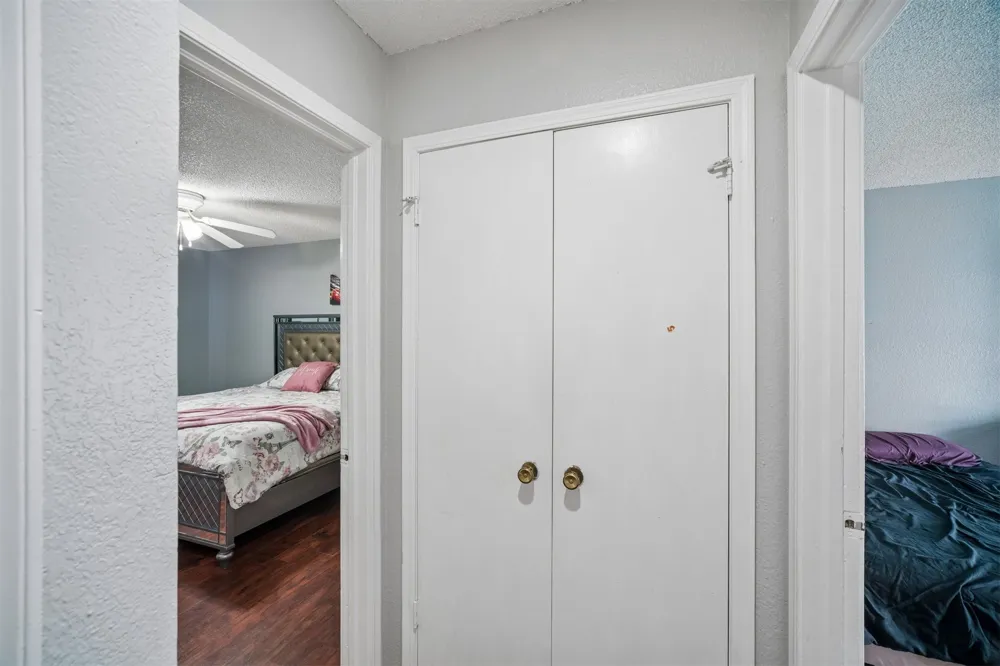 11913 E 38th Place Tulsa, OK 74146