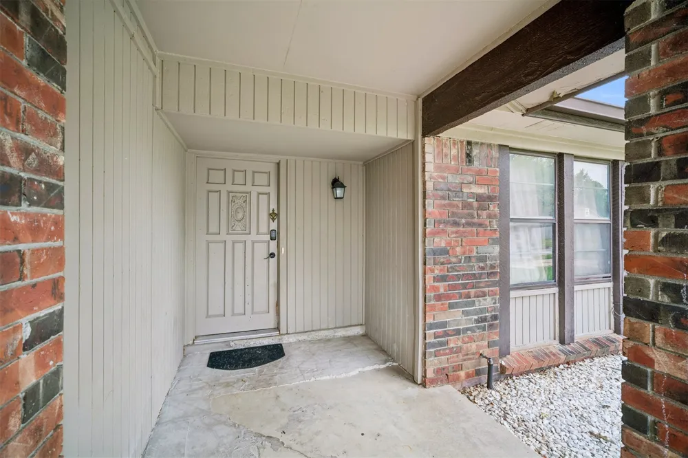 11913 E 38th Place Tulsa, OK 74146