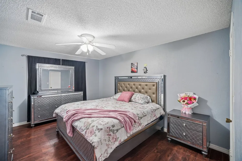 11913 E 38th Place Tulsa, OK 74146