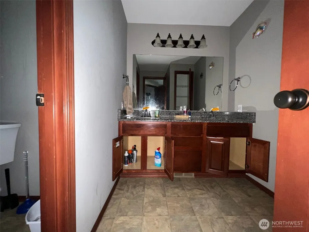 30510 37th Avenue E Graham, WA 98338