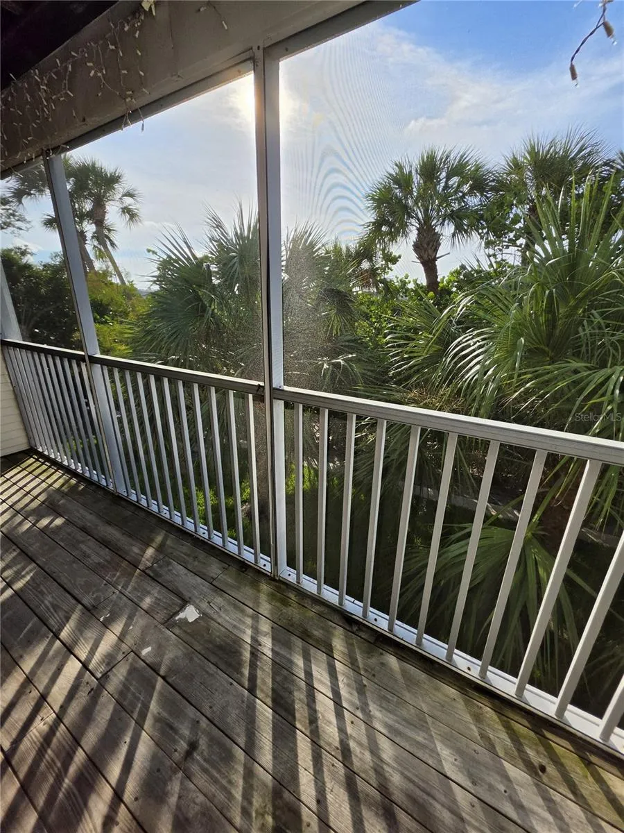 9870 INDIAN KEY TRAIL #64 Seminole, FL 33776