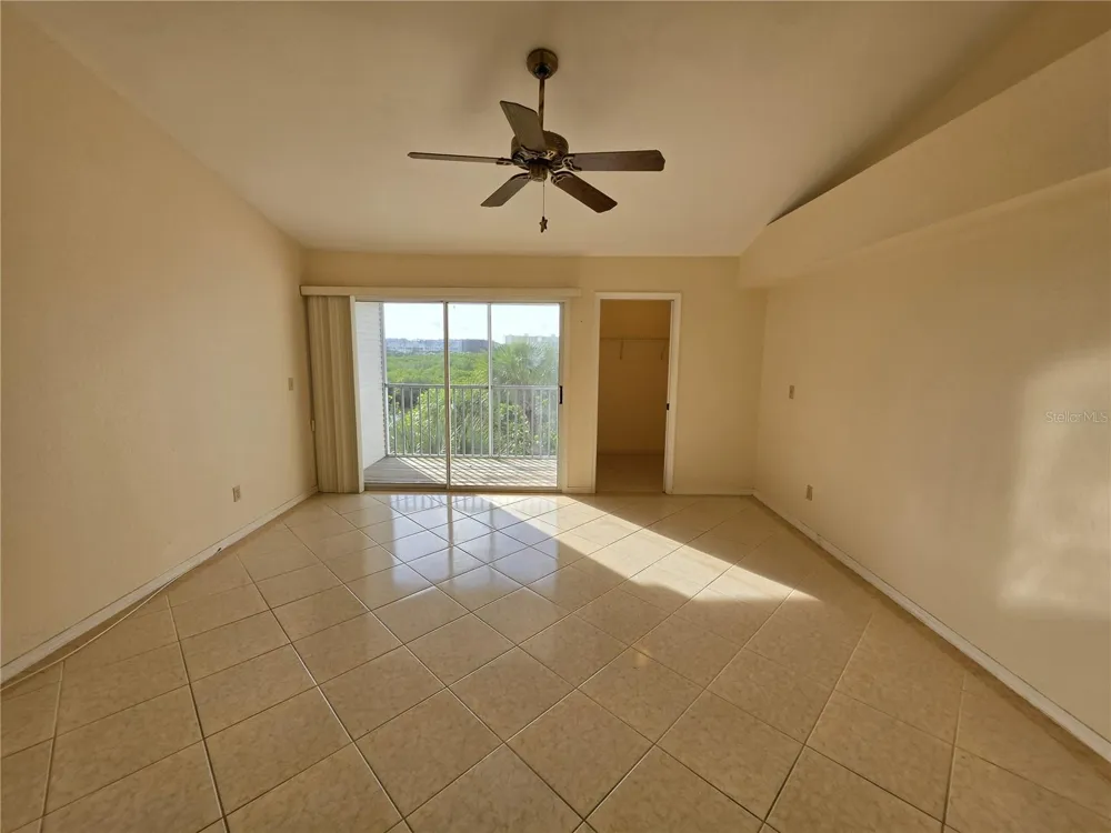 9870 INDIAN KEY TRAIL #64 Seminole, FL 33776