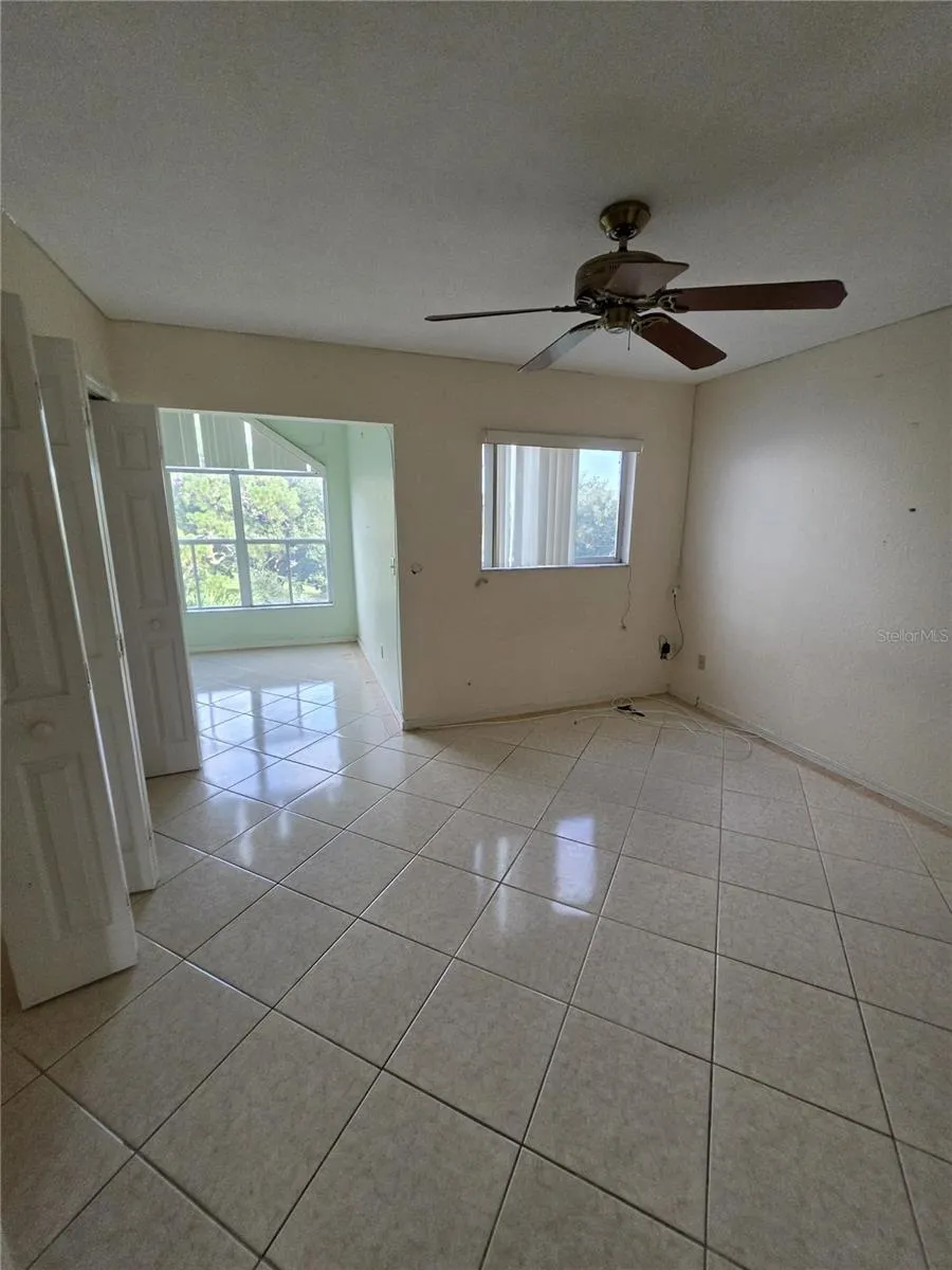 9870 INDIAN KEY TRAIL #64 Seminole, FL 33776