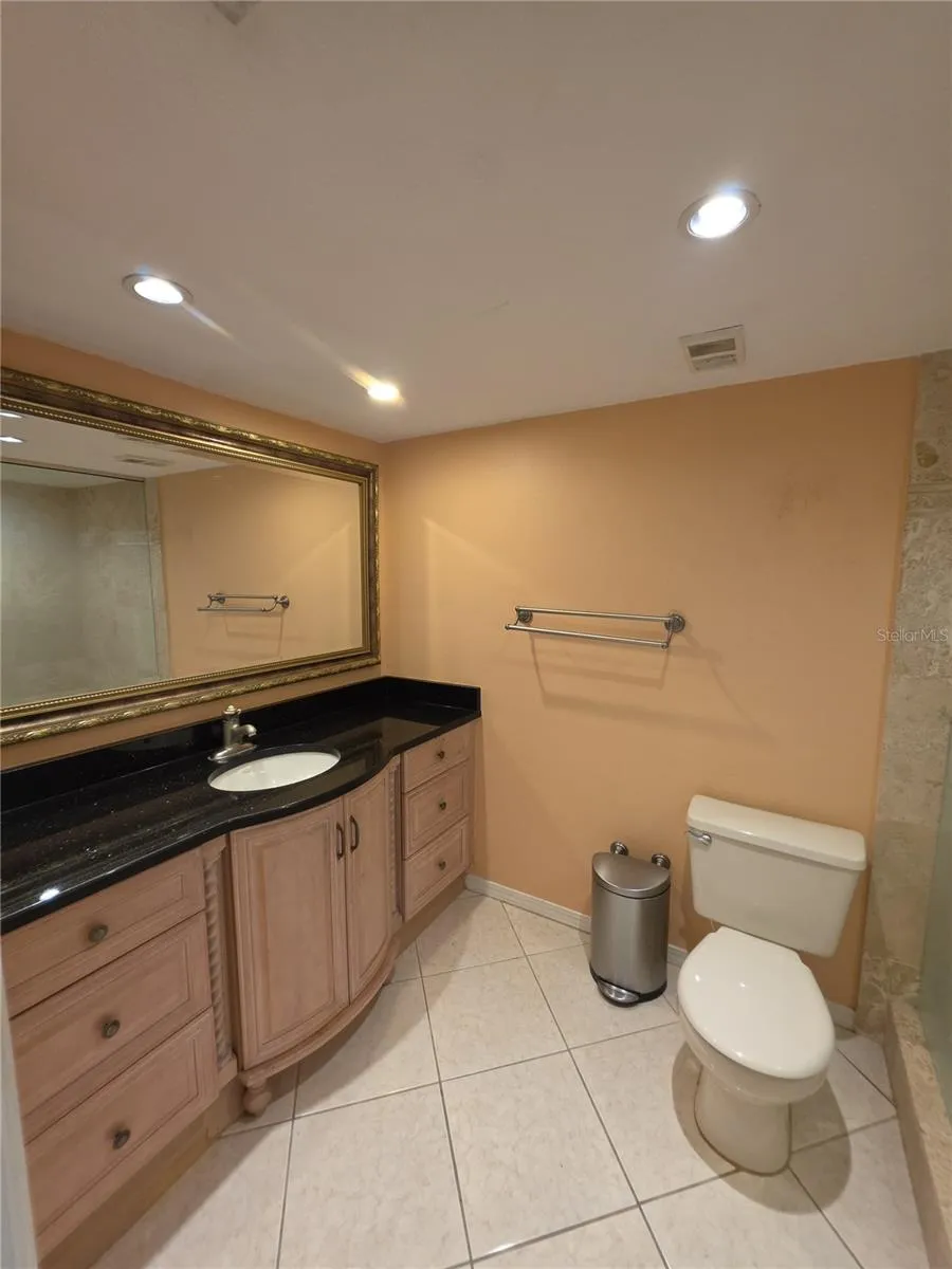 9870 INDIAN KEY TRAIL #64 Seminole, FL 33776