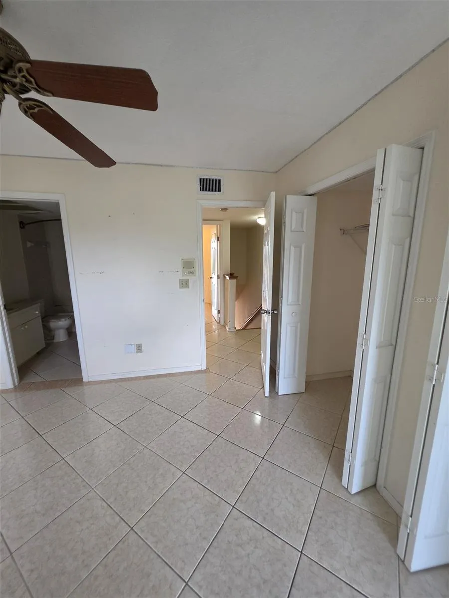 9870 INDIAN KEY TRAIL #64 Seminole, FL 33776