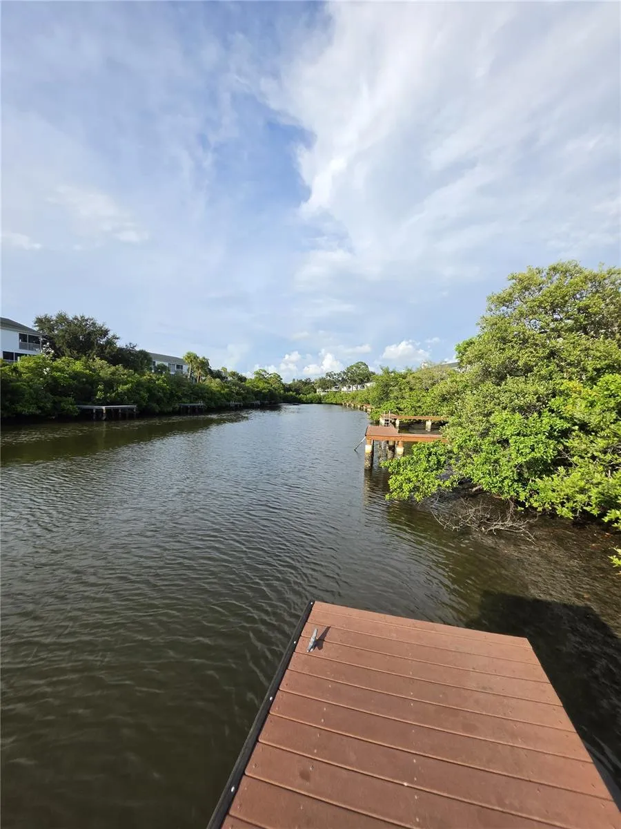 9870 INDIAN KEY TRAIL #64 Seminole, FL 33776