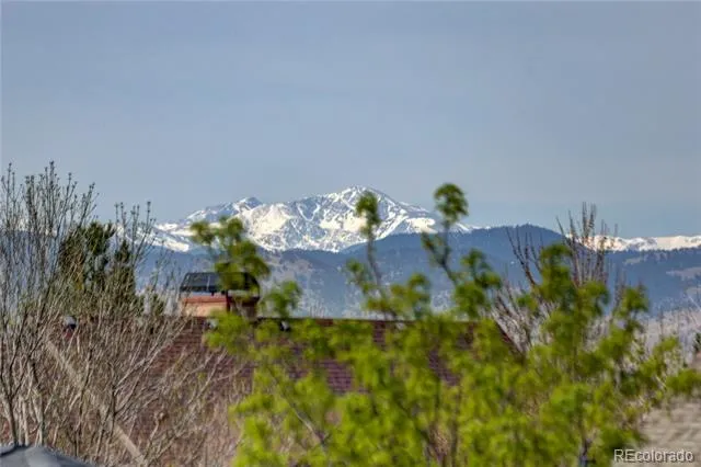 4122 Riley Drive Longmont, CO 80503