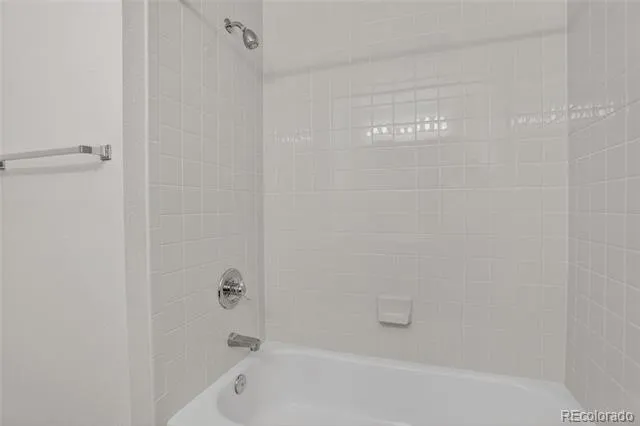 4122 Riley Drive Longmont, CO 80503