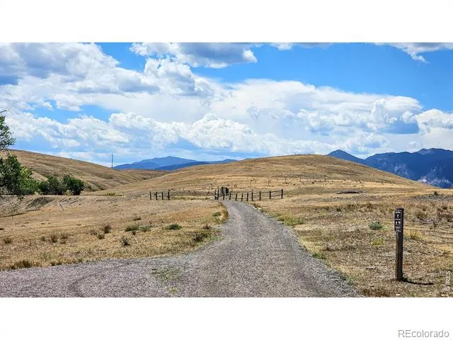 2291 Old Rail Way Superior, CO 80027