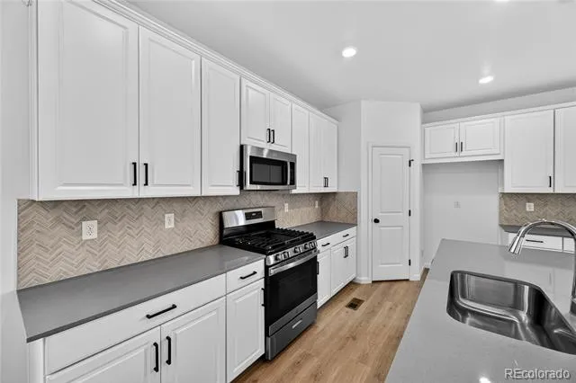 28405 E 4th Avenue Watkins, CO 80137